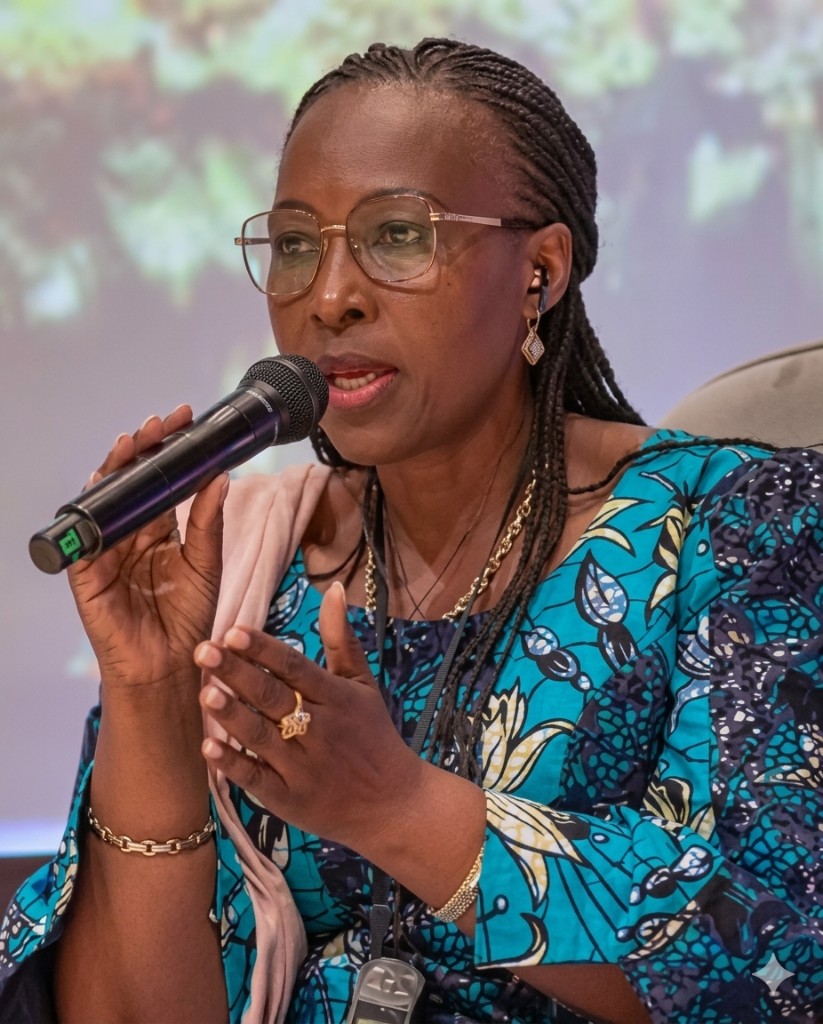 Chantal Chambu Mwavita lors d'une prise de parole